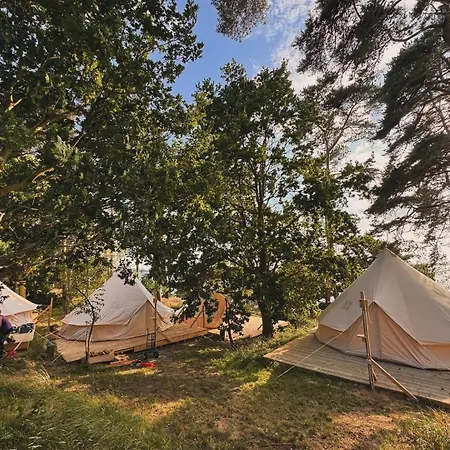 Glamping Red Woods Usedom Lutow